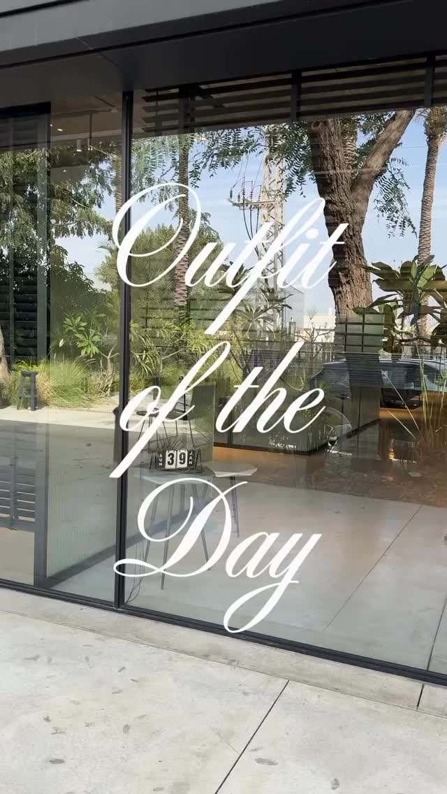 OOTD 💙 לוק דנים און דנים שתמיד עובד
#gong