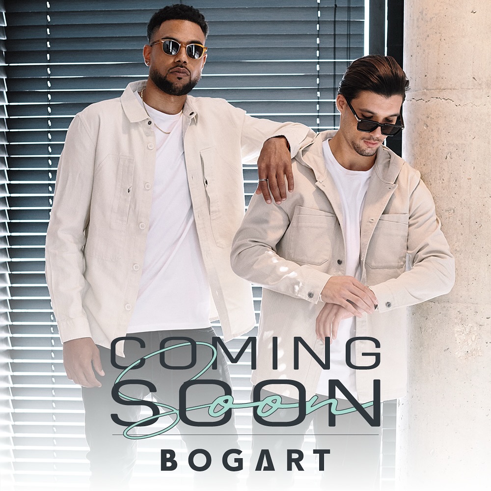 החורף כבר כאן - ואיתו הסטייל החדש של BOGART.
קולקציית חורף 2025/26 החלה להגיע סניף אייסמול, והיא מביאה איתה איזון מושלם בין קלאסיקה מודרנית לנוכחות מדויקת.
גזרות מחויטות, צבעים מאופקים וטקסטורות שמדברות יוקרה.
כל פריט בקולקציה מדבר בעד עצמו, יוקרה שמורגשת בכל תפר 🤩
בואו להיות הראשונים להתחדש בלוק הורס! 😎